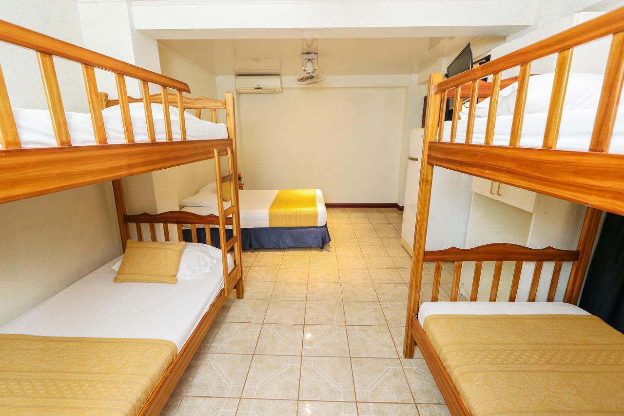 Hotel Flor Blanca Manuel Antonio Exterior foto