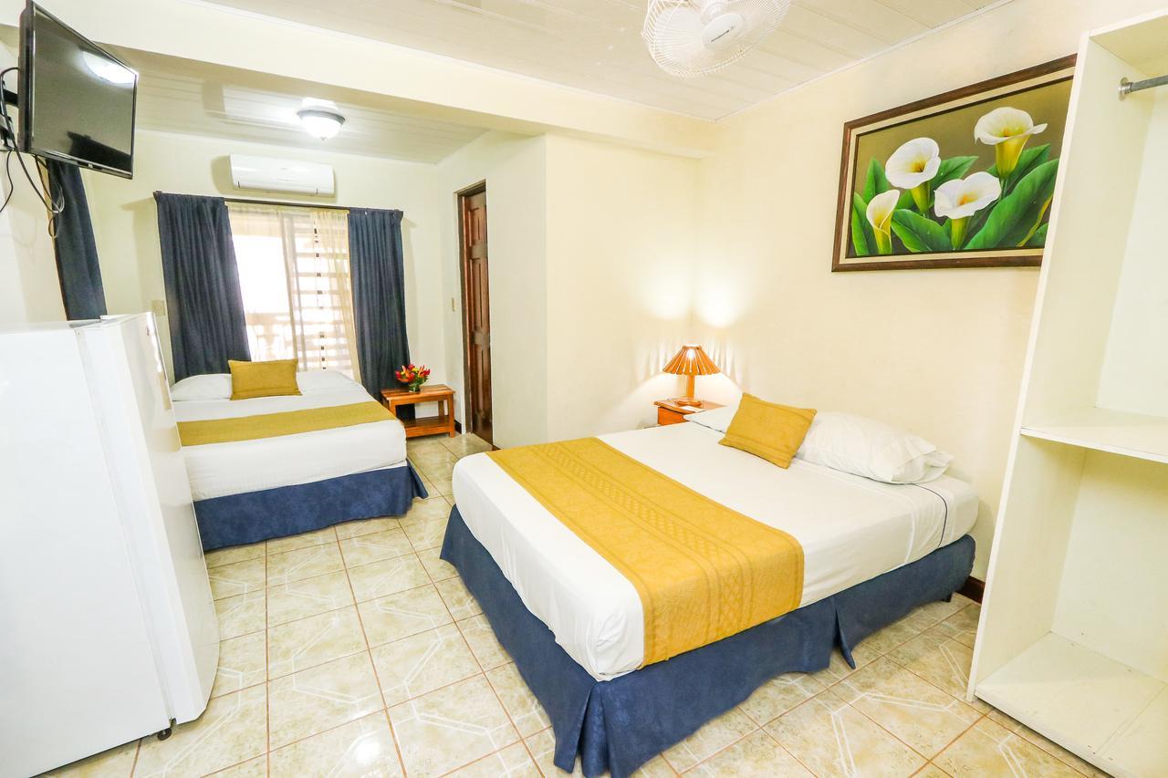 Hotel Flor Blanca Manuel Antonio Exterior foto