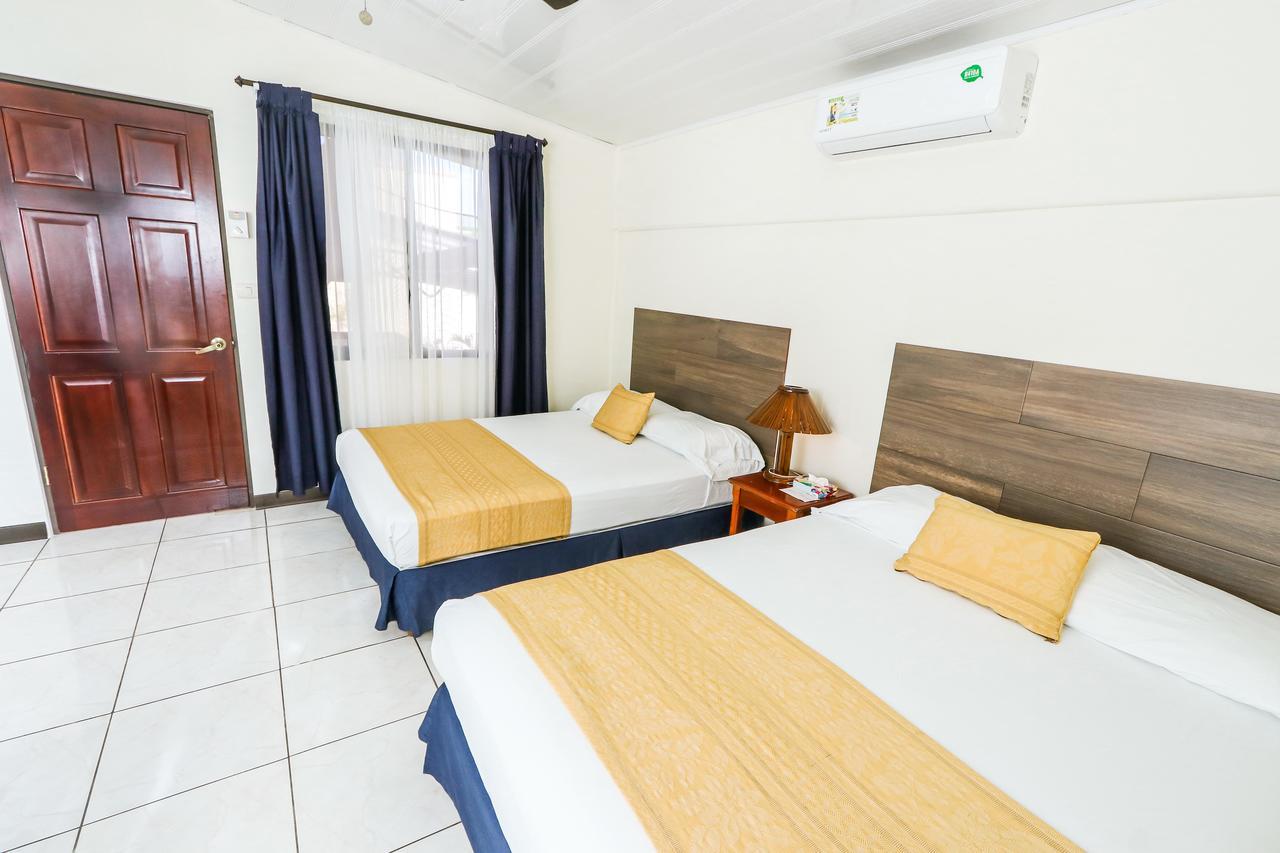 Hotel Flor Blanca Manuel Antonio Exterior foto