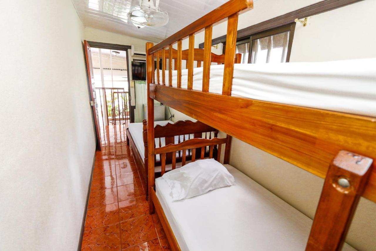 Hotel Flor Blanca Manuel Antonio Exterior foto