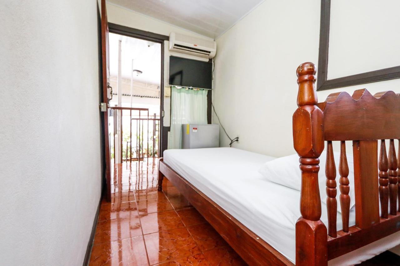 Hotel Flor Blanca Manuel Antonio Exterior foto